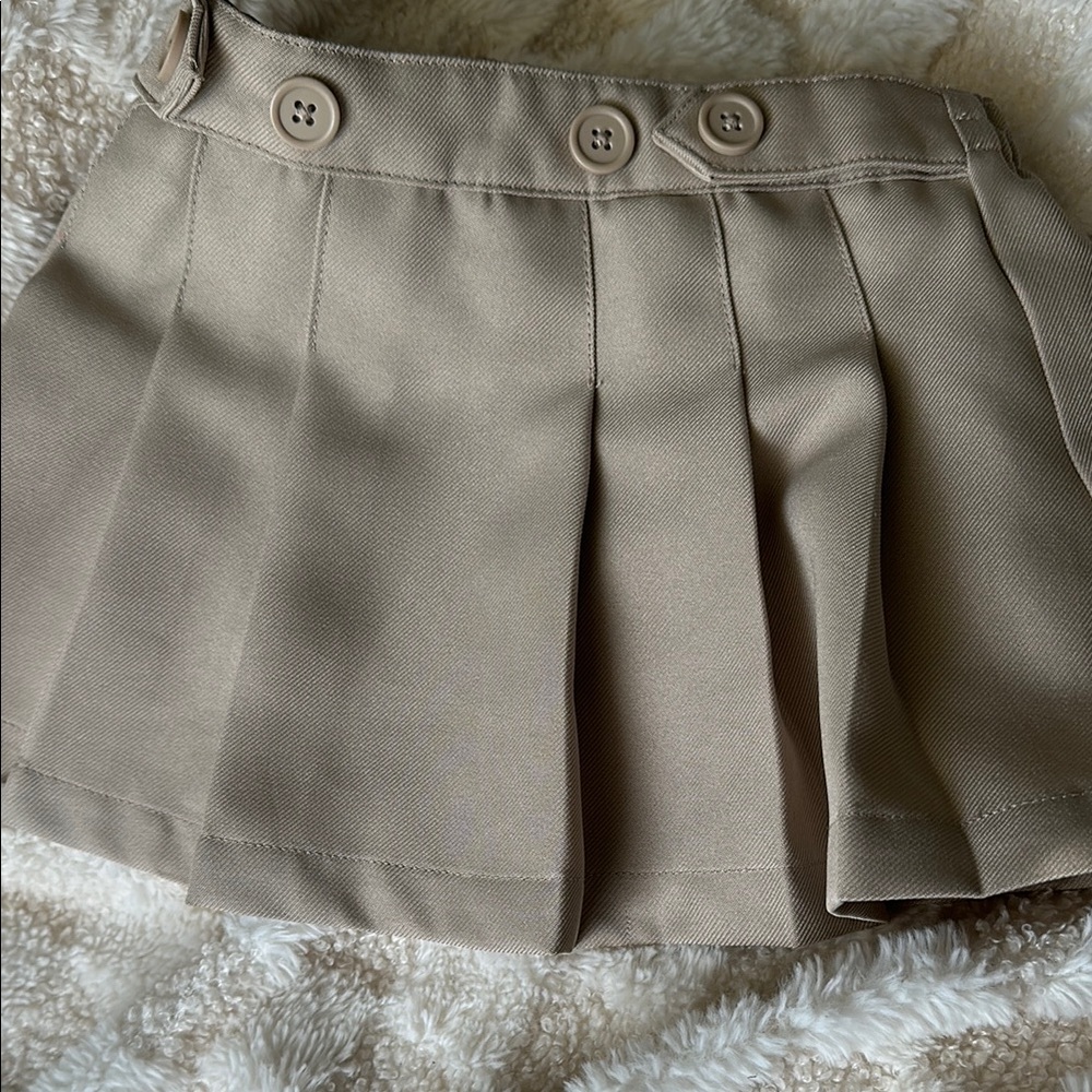 Classic Tan Pleated Skirt